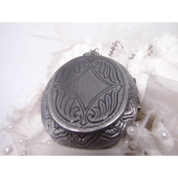 RAVEN black Locket CROW Cameo Necklace Pendant - Picture 7 of 8